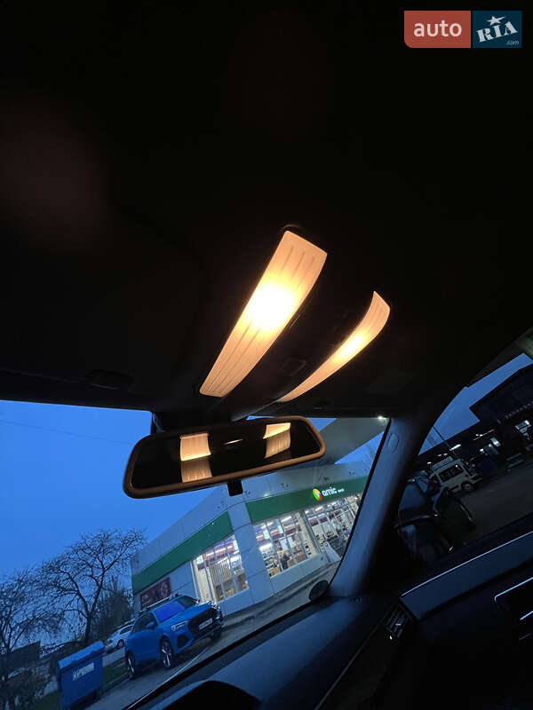 Седан Mercedes-Benz E-Class 2011 в Одесі