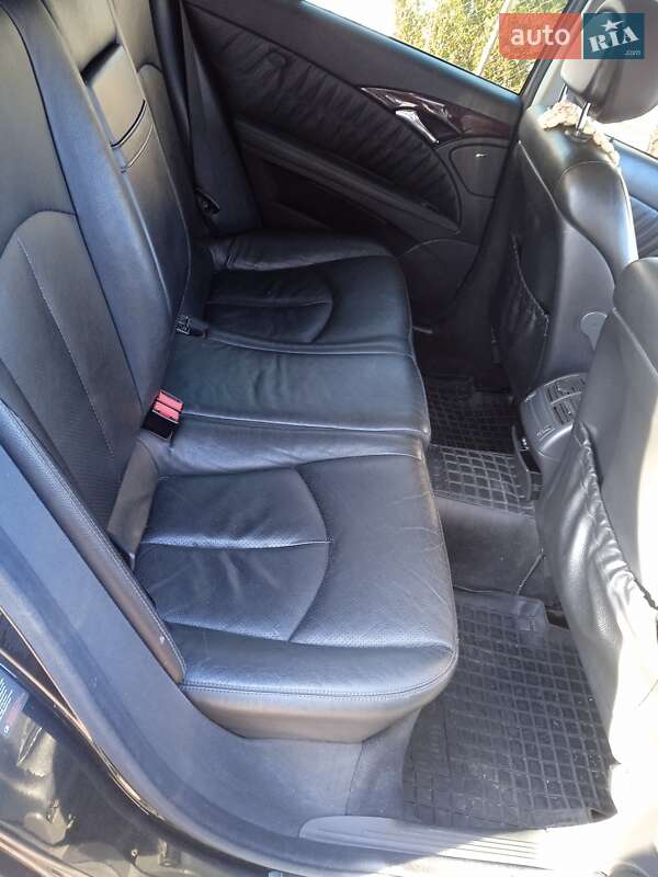 Седан Mercedes-Benz E-Class 2006 в Новому Розділі фото 14 Седан Mercedes-Benz E-Class 2006 в Новому Розділі