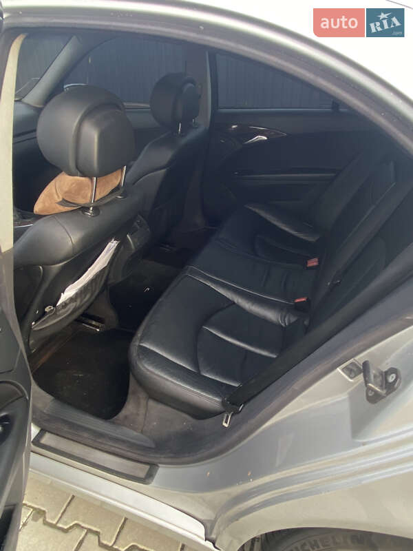 Седан Mercedes-Benz E-Class 2003 в Виннице