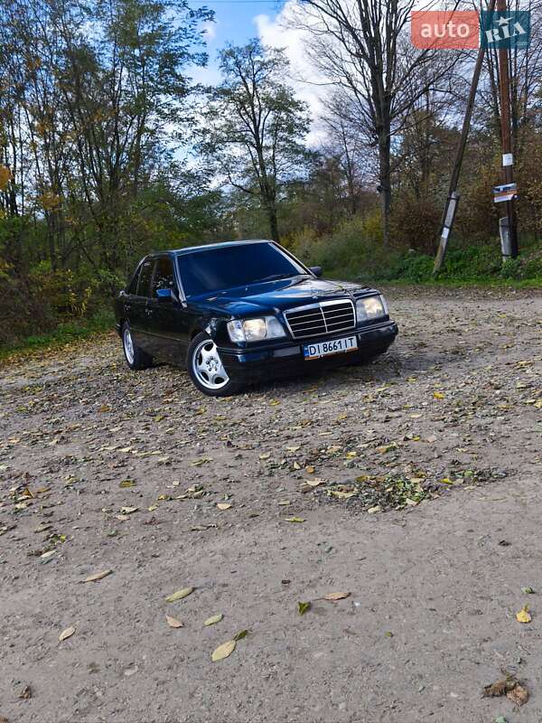 Седан Mercedes-Benz E-Class 1994 в Коломые