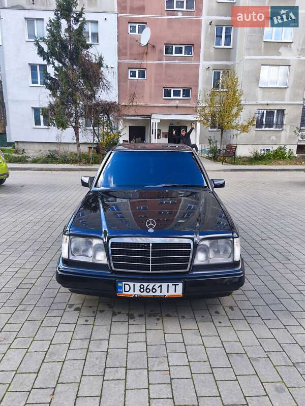 Седан Mercedes-Benz E-Class 1994 в Коломые