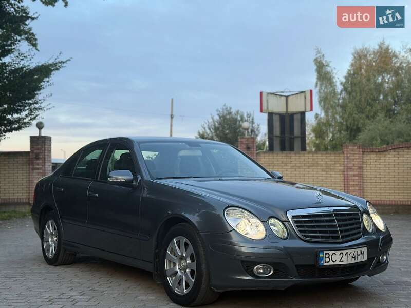 Седан Mercedes-Benz E-Class 2007 в Самборі