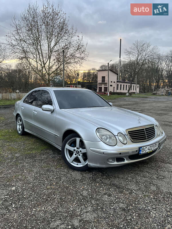 Седан Mercedes-Benz E-Class 2005 в Вашківцях