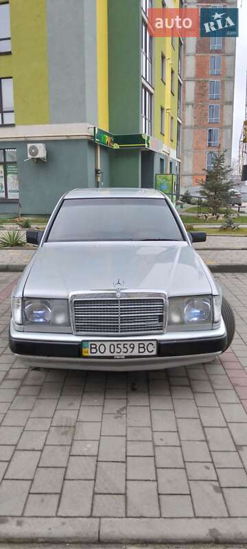 Седан Mercedes-Benz E-Class 1988 в Тернополі фото 10 Седан Mercedes-Benz E-Class 1988 в Тернополі