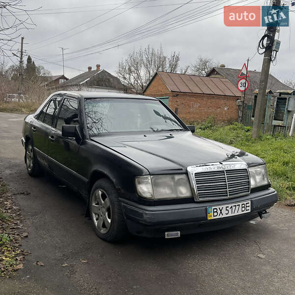 Седан Mercedes-Benz E-Class 1989 в Хмельницком