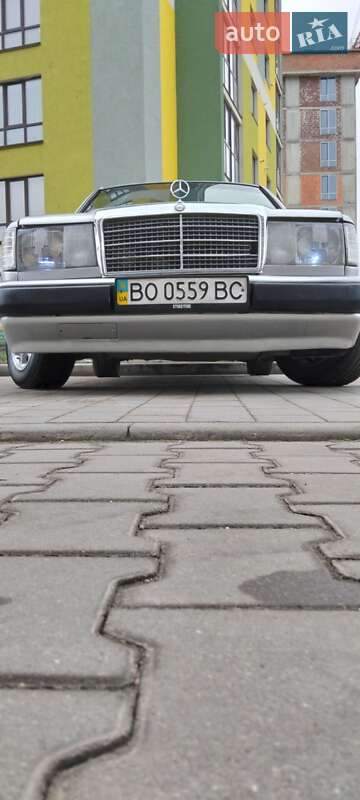 Седан Mercedes-Benz E-Class 1988 в Тернополі фото 21 Седан Mercedes-Benz E-Class 1988 в Тернополі