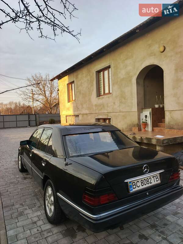 Седан Mercedes-Benz E-Class 1988 в Ивано-Франковске фото 5 Седан Mercedes-Benz E-Class 1988 в Ивано-Франковске