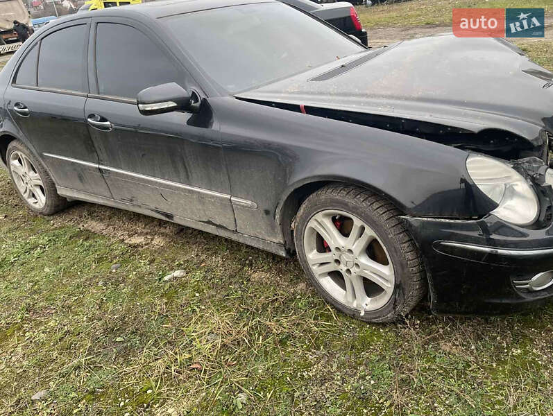 Седан Mercedes-Benz E-Class 2007 в Тернополі