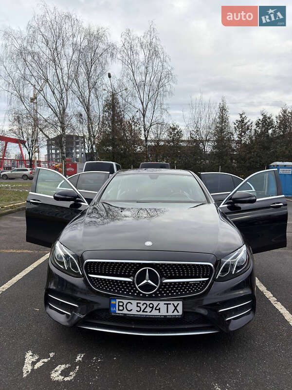 Седан Mercedes-Benz E-Class 2016 в Львові