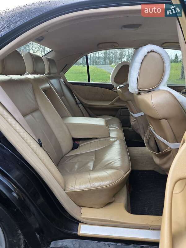 Седан Mercedes-Benz E-Class 2000 в Хмельницком