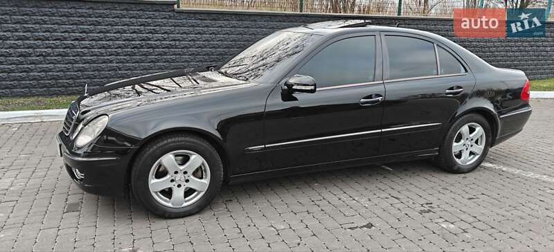 Седан Mercedes-Benz E-Class 2007 в Ровно фото 73 Седан Mercedes-Benz E-Class 2007 в Ровно