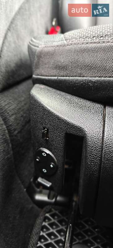 Седан Mercedes-Benz E-Class 2007 в Ровно фото 48 Седан Mercedes-Benz E-Class 2007 в Ровно