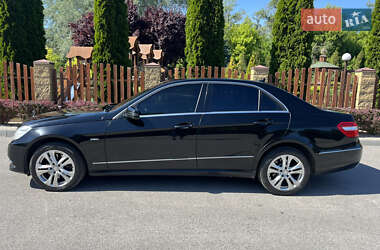 Седан Mercedes-Benz E-Class 2012 в Дніпрі