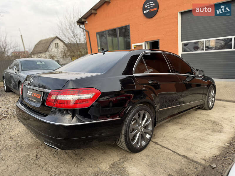 Седан Mercedes-Benz E-Class 2013 в Івано-Франківську