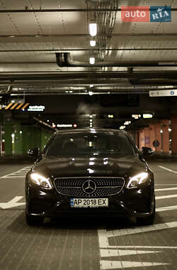 Седан Mercedes-Benz E-Class 2016 в Киеве