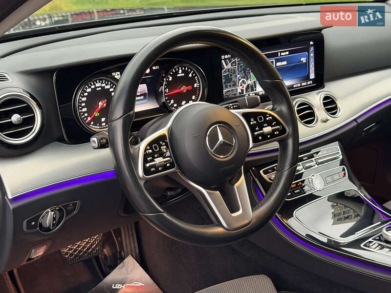 Седан Mercedes-Benz E-Class 2019 в Ужгороді