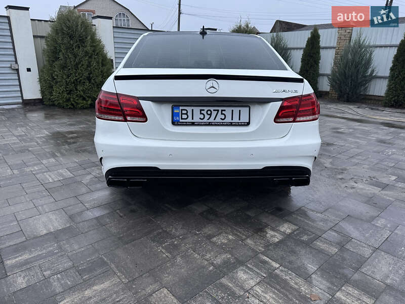 Седан Mercedes-Benz E-Class 2013 в Охтирці