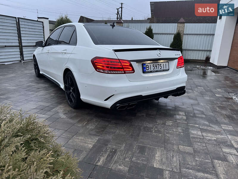 Седан Mercedes-Benz E-Class 2013 в Охтирці