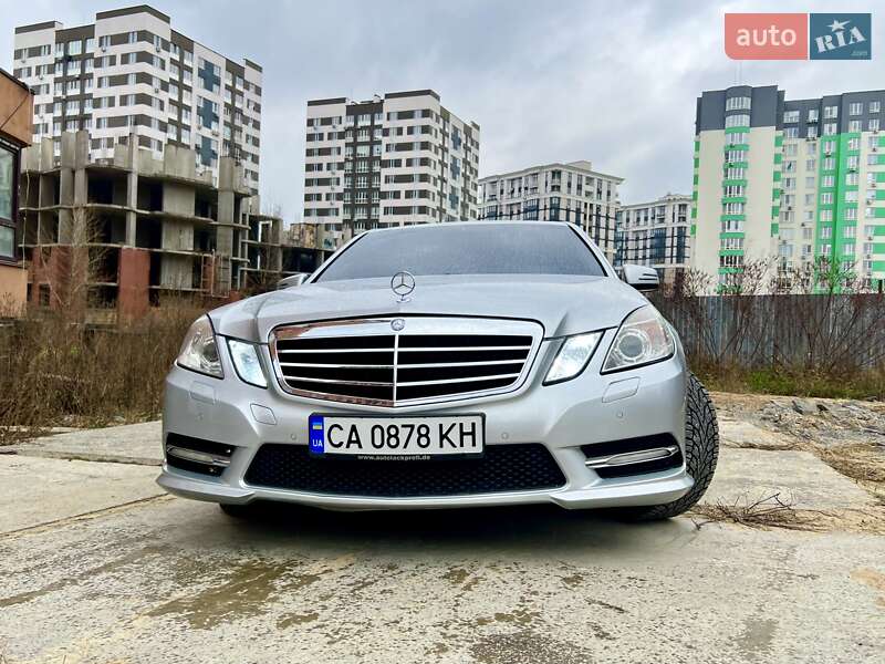 Седан Mercedes-Benz E-Class 2013 в Києві