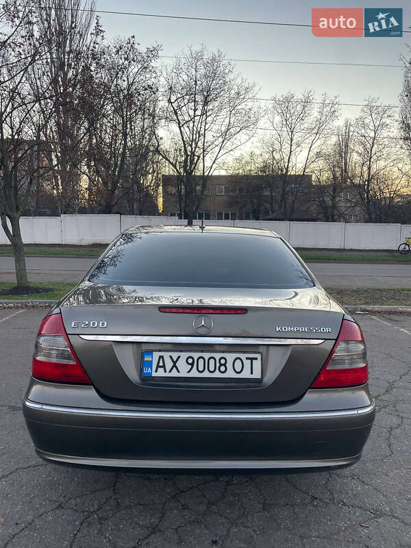 Седан Mercedes-Benz E-Class 2007 в Кривом Роге