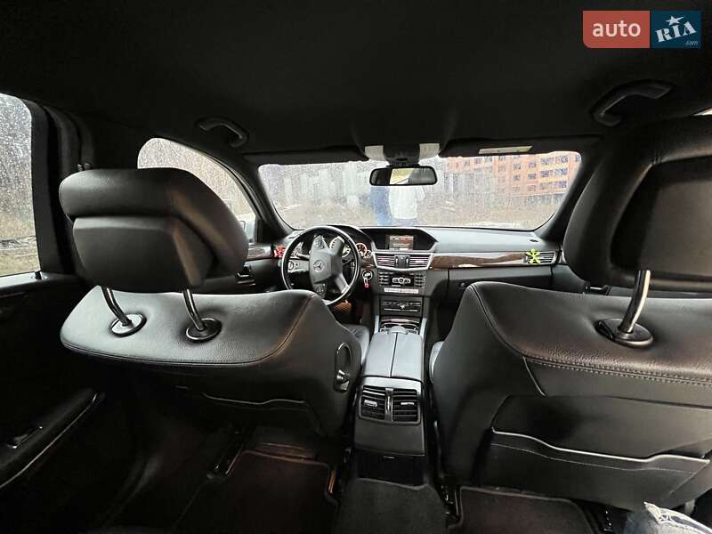 Седан Mercedes-Benz E-Class 2013 в Києві