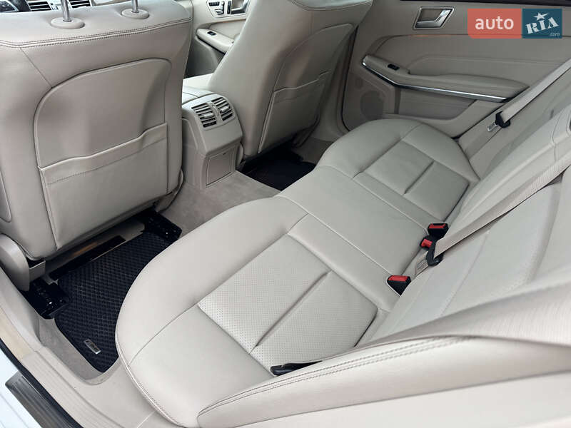 Седан Mercedes-Benz E-Class 2015 в Стрию фото 47 Седан Mercedes-Benz E-Class 2015 в Стрию