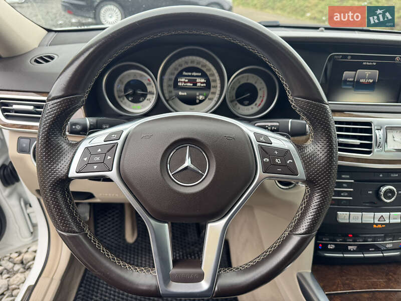 Седан Mercedes-Benz E-Class 2015 в Стрию фото 59 Седан Mercedes-Benz E-Class 2015 в Стрию