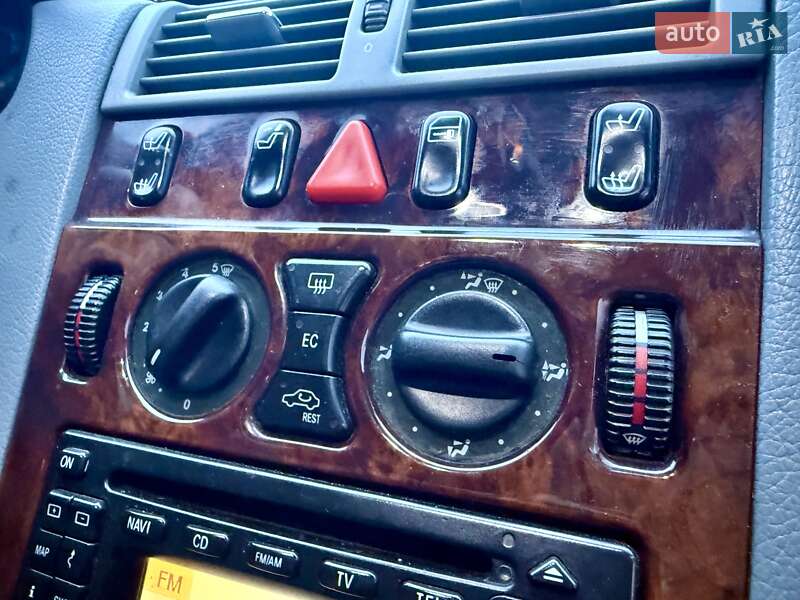 Седан Mercedes-Benz E-Class 2000 в Одессе