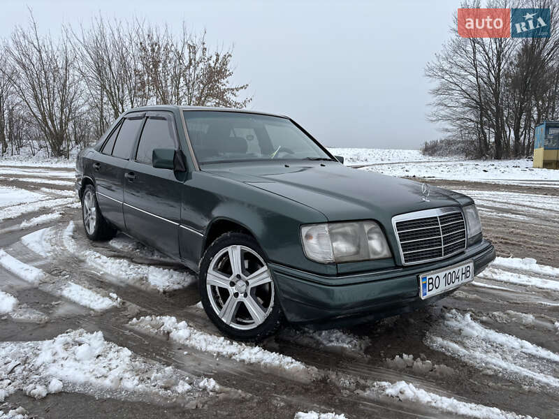Седан Mercedes-Benz E-Class 1995 в Тернополе