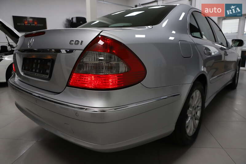 Седан Mercedes-Benz E-Class 2008 в Дрогобичі