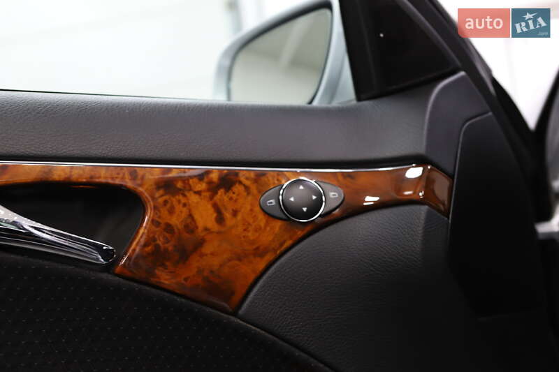 Седан Mercedes-Benz E-Class 2008 в Дрогобичі