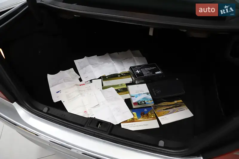 Седан Mercedes-Benz E-Class 2008 в Дрогобичі документ