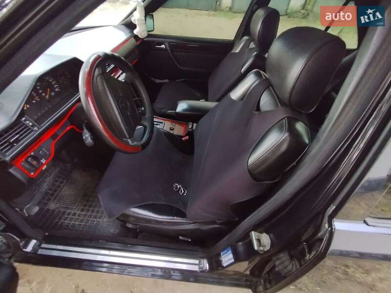 Седан Mercedes-Benz E-Class 1995 в Лиманском