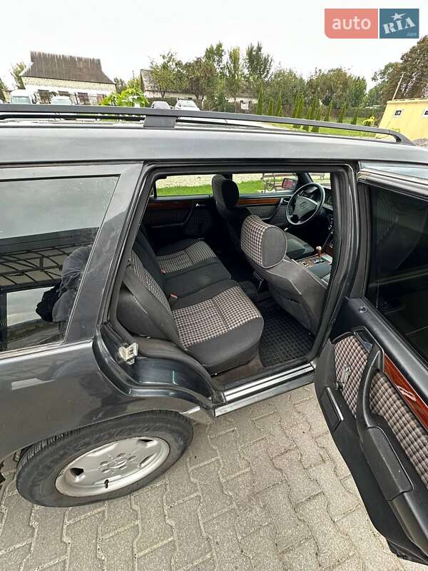 Универсал Mercedes-Benz E-Class 1994 в Шумске