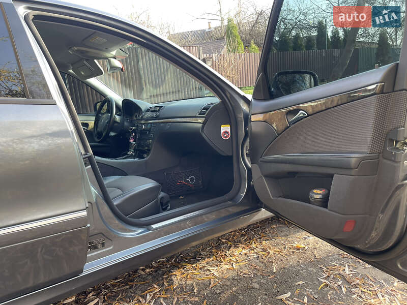 Седан Mercedes-Benz E-Class 2006 в Вінниці