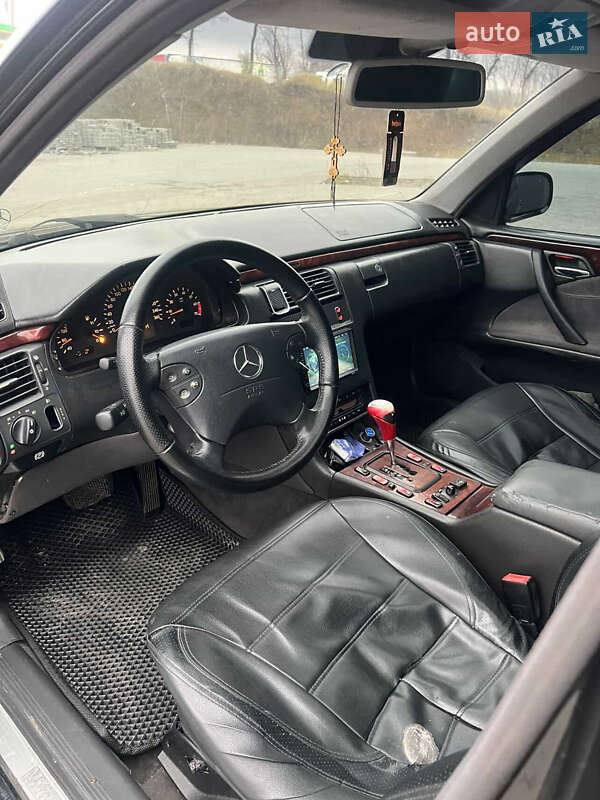 Седан Mercedes-Benz E-Class 2001 в Хмельницком фото 10 Седан Mercedes-Benz E-Class 2001 в Хмельницком