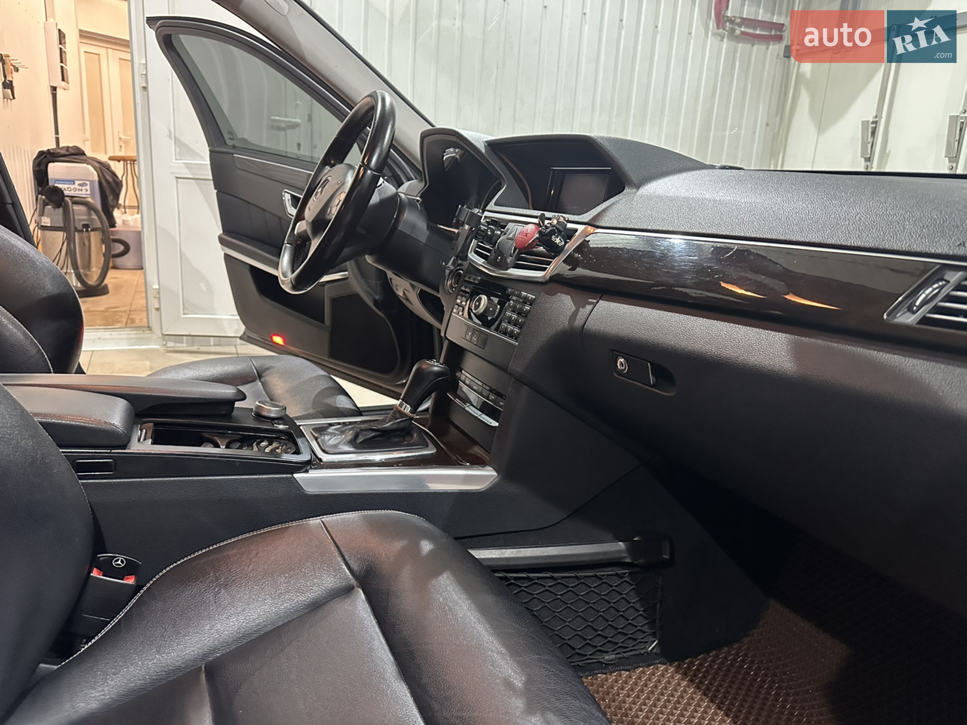 2010 Mercedes-Benz E-klasse - мініатюра 7