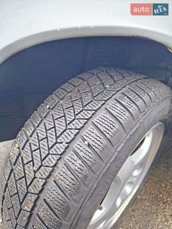 Седан Mercedes-Benz E-Class 1990 в Харкові фото 14 Седан Mercedes-Benz E-Class 1990 в Харкові