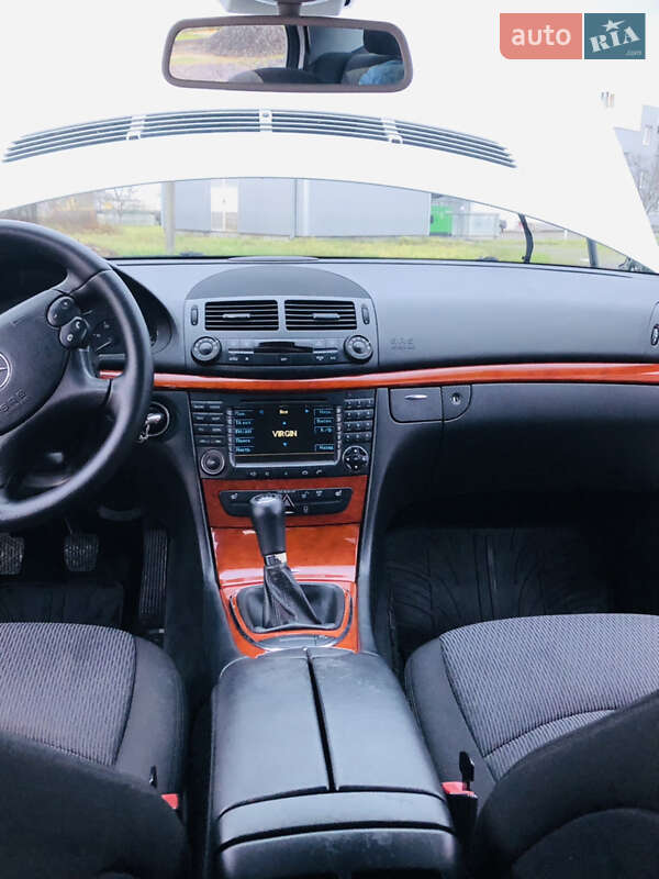 Седан Mercedes-Benz E-Class 2006 в Виноградові