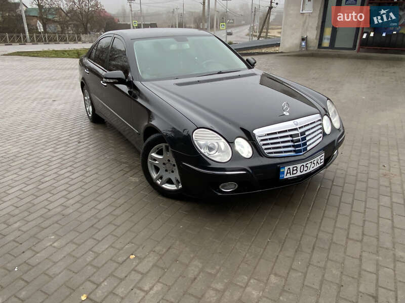 Седан Mercedes-Benz E-Class 2008 в Вишневце