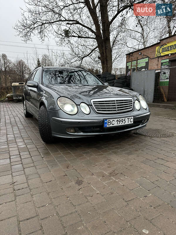 Mercedes-Benz E-Class 2004