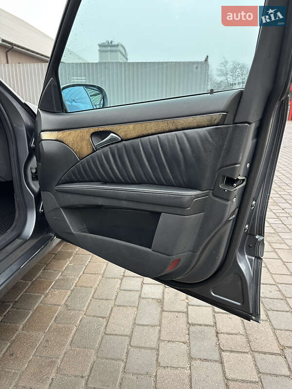 Універсал Mercedes-Benz E-Class 2004 в Львові