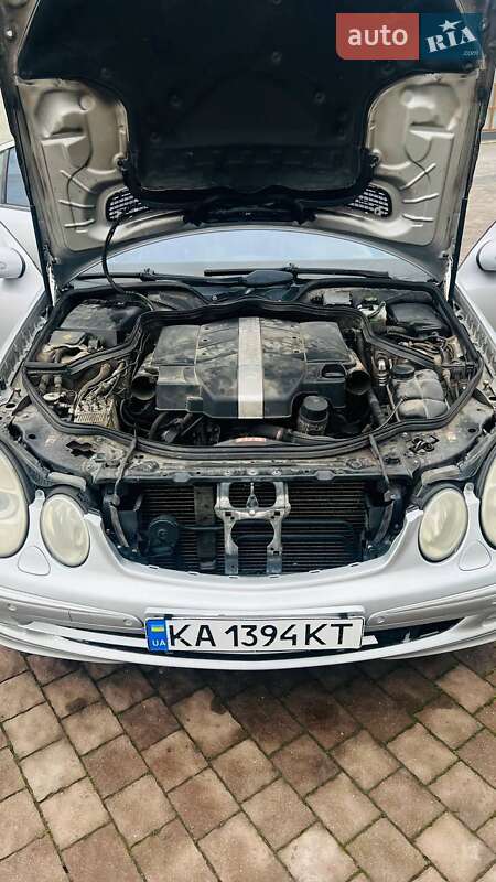 Седан Mercedes-Benz E-Class 2003 в Буську