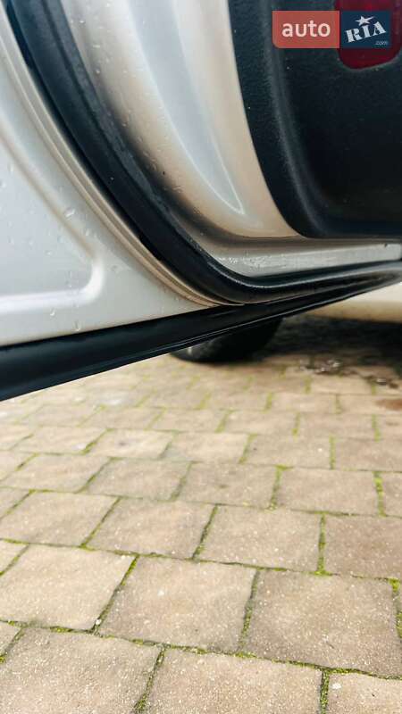 Седан Mercedes-Benz E-Class 2003 в Буську