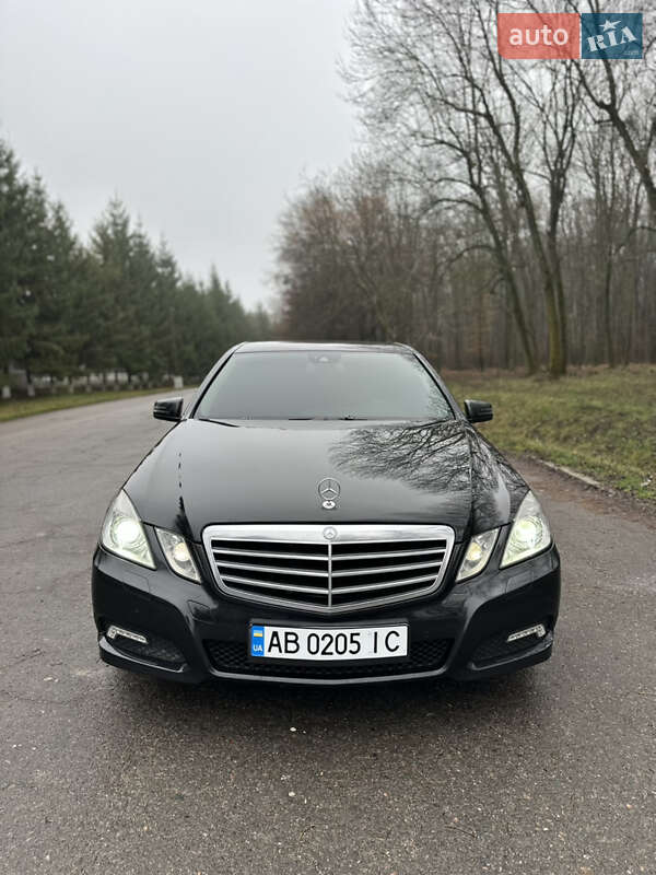 Седан Mercedes-Benz E-Class 2009 в Виннице фото 2 Седан Mercedes-Benz E-Class 2009 в Виннице