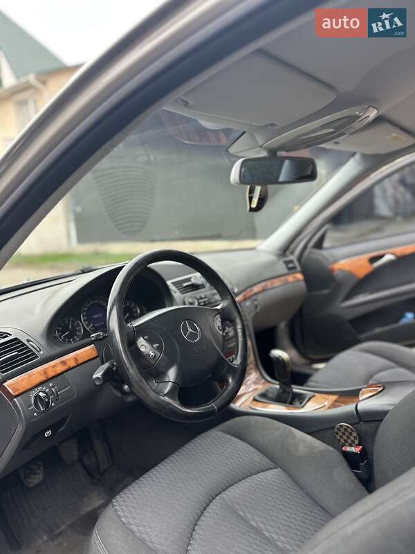 Седан Mercedes-Benz E-Class 2004 в Одесі фото 8 Седан Mercedes-Benz E-Class 2004 в Одесі
