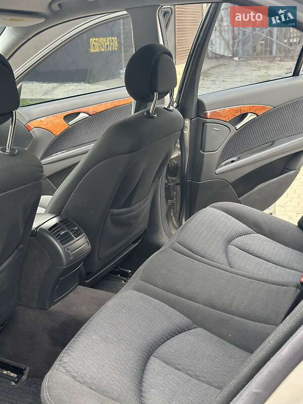 Седан Mercedes-Benz E-Class 2004 в Одесі фото 12 Седан Mercedes-Benz E-Class 2004 в Одесі