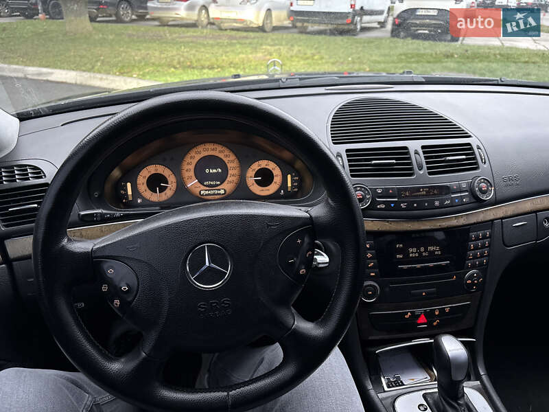 Седан Mercedes-Benz E-Class 2003 в Броварах