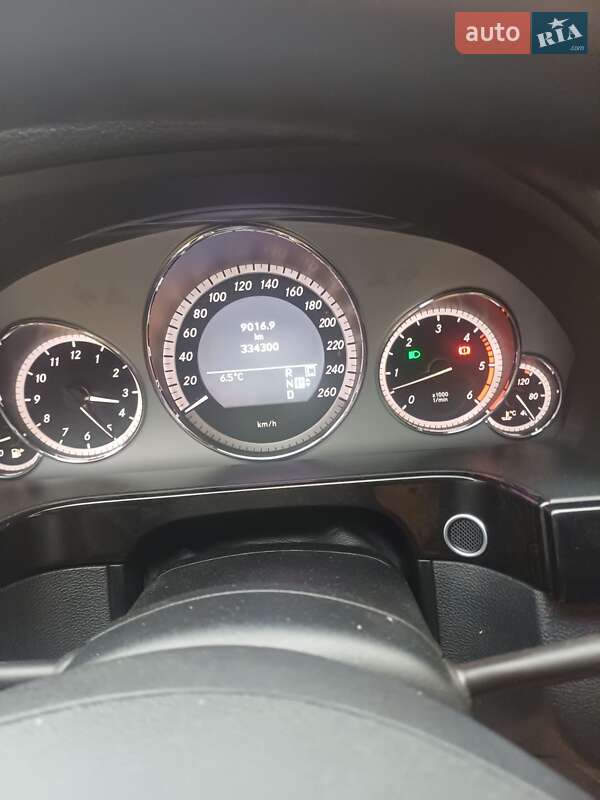 Универсал Mercedes-Benz E-Class 2010 в Чорткове фото 30 Универсал Mercedes-Benz E-Class 2010 в Чорткове