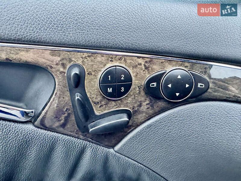 Седан Mercedes-Benz E-Class 2004 в Києві
